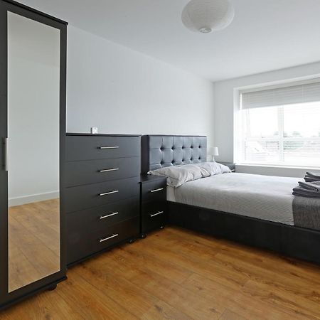 Radalco Apartments Hounslow Exterior foto