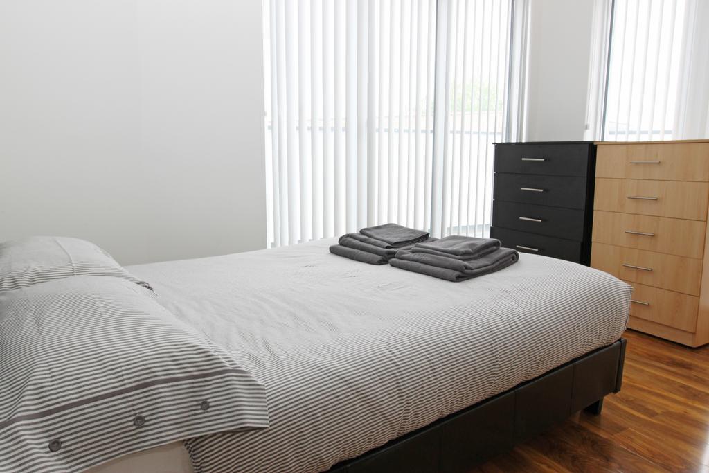Radalco Apartments Hounslow Cameră foto